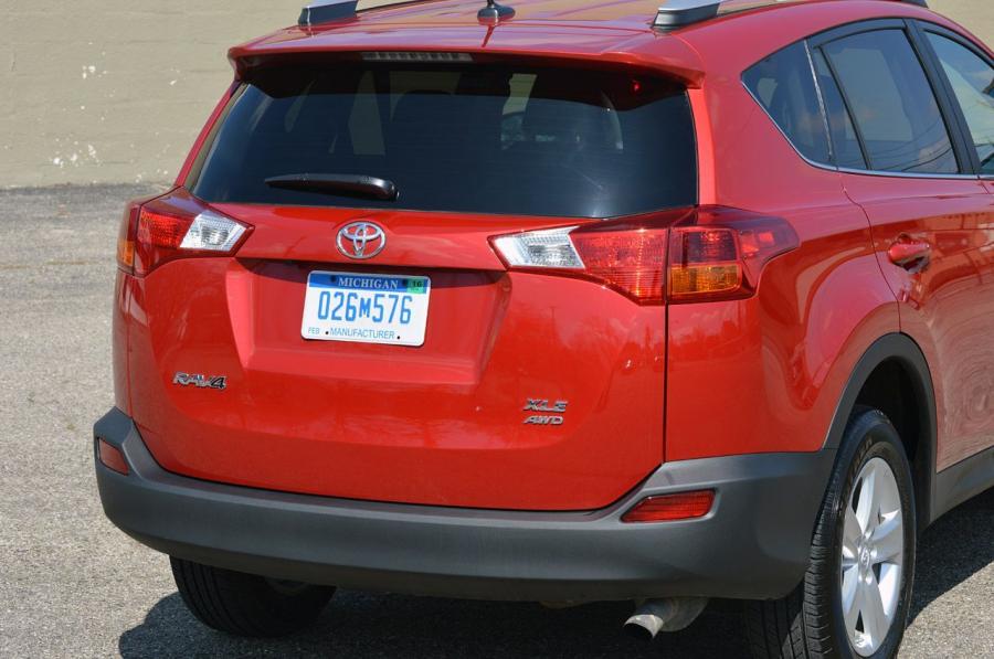  Toyota RAV4 2013 года  (фото 48 из 89)